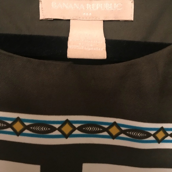 Banana republic work tank. - Picture 2 of 2